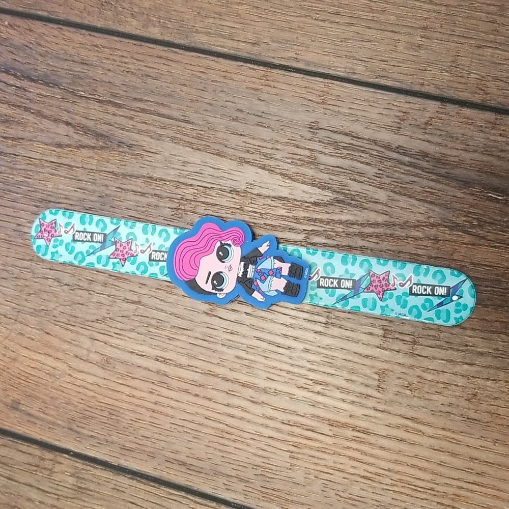 Lol surprise doll slap bracelet with Rocker doll charm rock on!